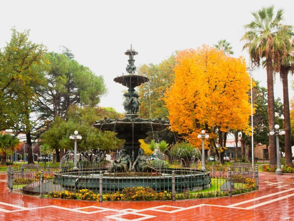 Plaza-Maipu-1-1200x857